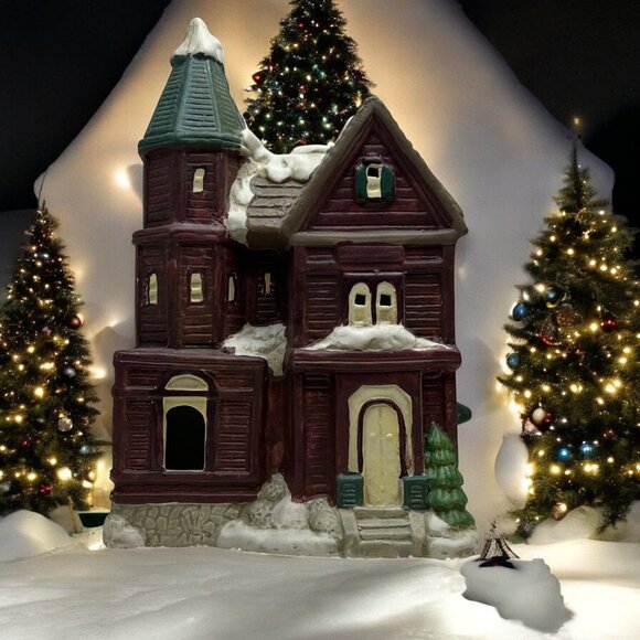 Winter Village Collectibles Porcelain Victorian Tealight House From 1990s - Picture 1 of 8